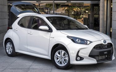 Xe độc, lạ: Toyota Yaris phiên bản Hybrid Van